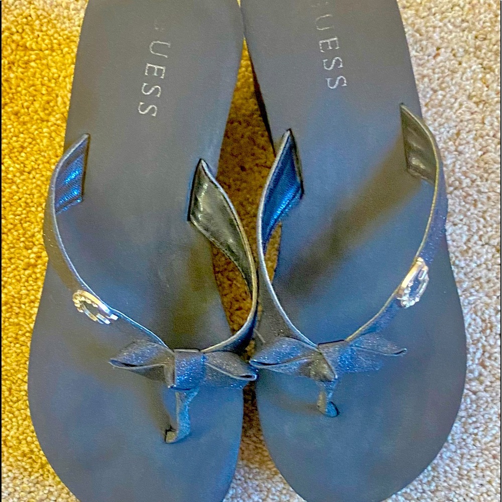 Guess flip flops